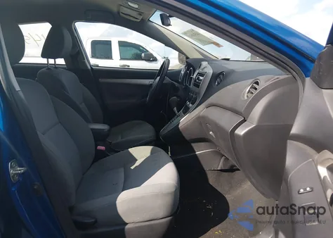 2009 Toyota Matrix z USA, uszkodzony, nr VIN 2T1KU40E49C174009